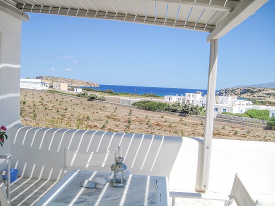 santa maria paros villas